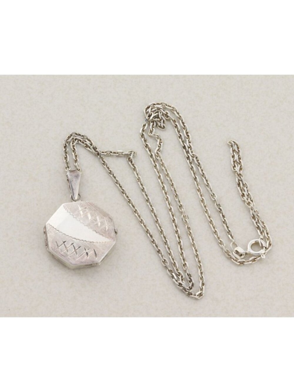 Sterling Silver Locket Necklace 21" Chain